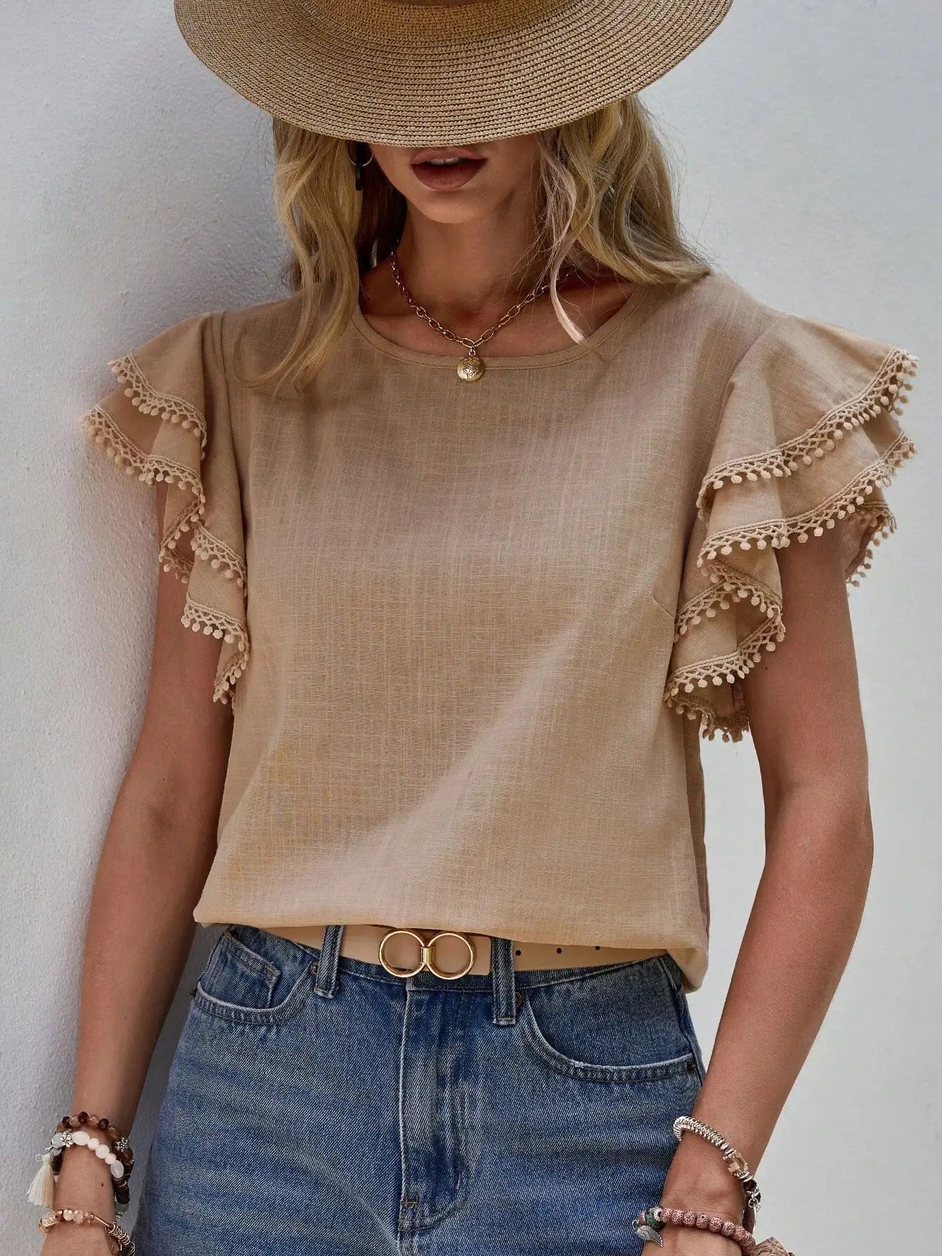 Blusa Feminina Casual com Babados e Manga Borboleta