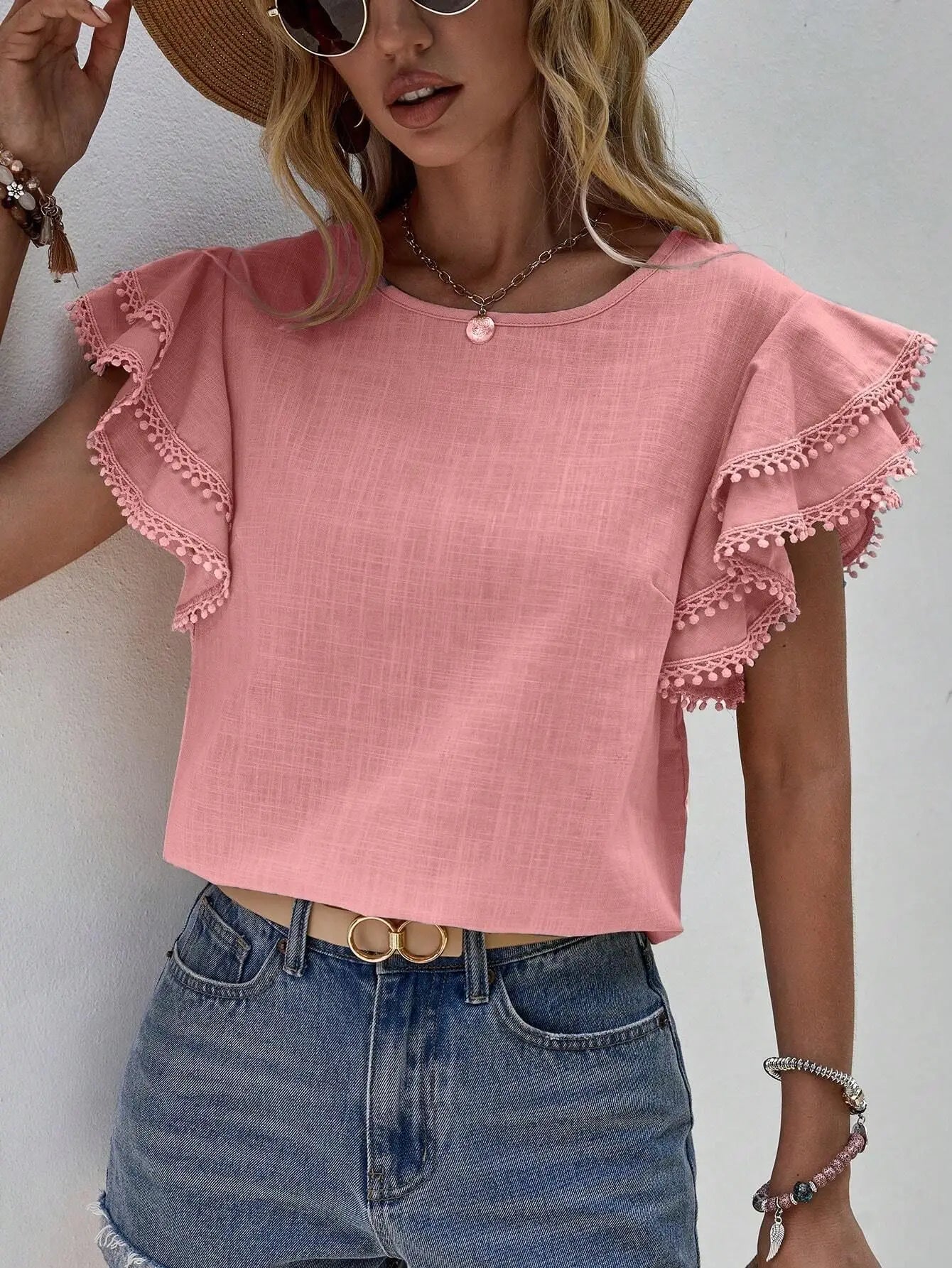 Blusa Feminina Casual com Babados e Manga Borboleta