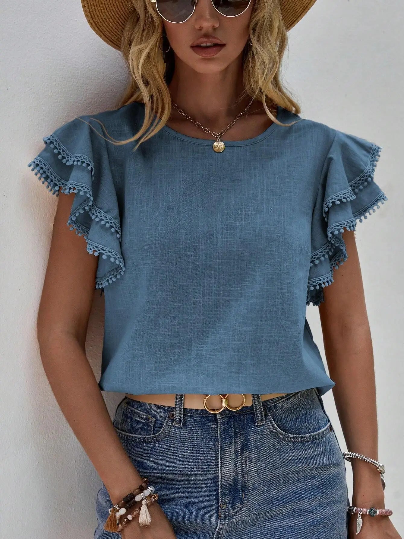 Blusa Feminina Casual com Babados e Manga Borboleta